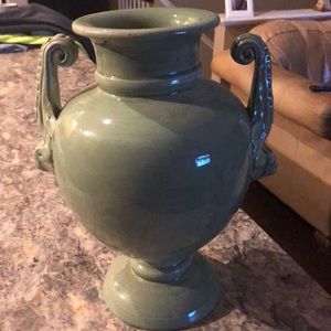 Vase light green